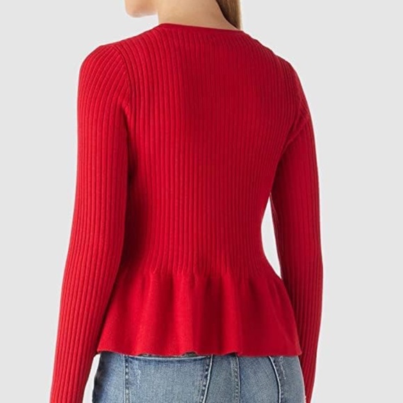 L brand - Picture 3 of 5